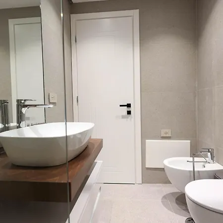 Ξενοδοχείο με διαμερίσματα Deha &