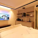 Deha & Aparthotel