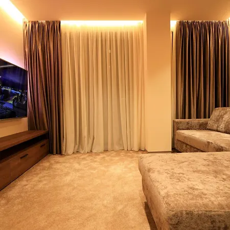 Aparthotel Deha &