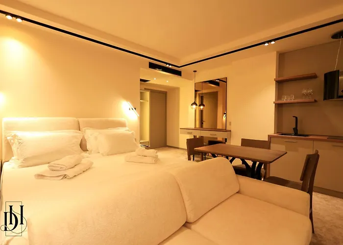 Deha & Apart-hotel 4*